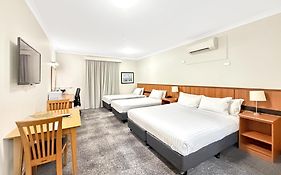 Metro Hotel Perth City